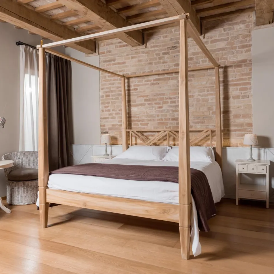 Pat dublu 180x200 cu baldachin din lemn masiv de tec - Tempera Viadurini