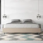 Pat dublu 200x200 cm tapițat în piele ecologică, fabricat în Italia - Athlete Viadurini