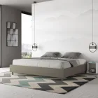 Pat dublu 200x200 cm tapițat în piele ecologică, fabricat în Italia - Athlete Viadurini