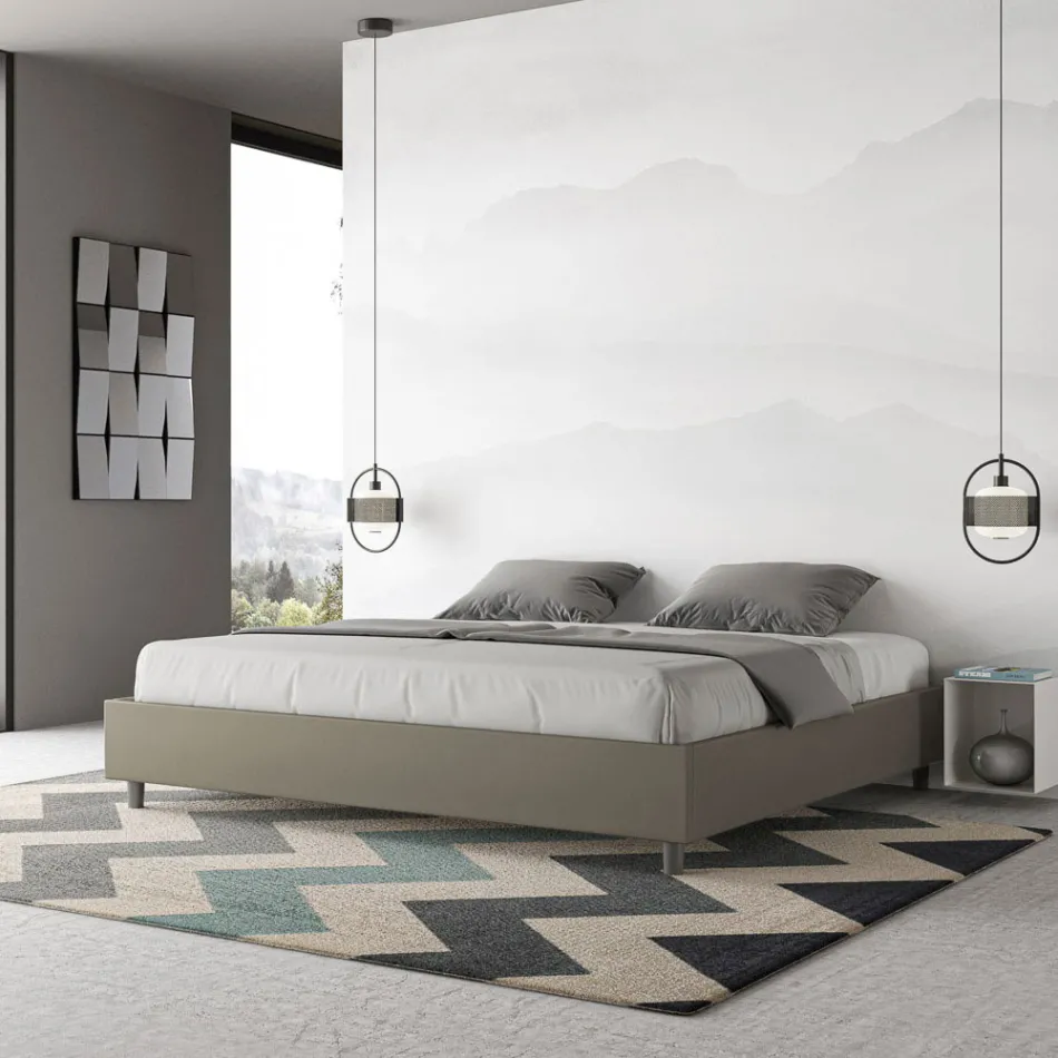 Pat dublu 200x200 cm tapițat în piele ecologică, fabricat în Italia - Athlete Viadurini