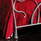 Pat dublu în ambarcațiunile de fier cu picioare conice Zoe Viadurini