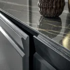 Bufetă din lemn cu 3 uși cu margine înclinată și blat din ceramică - Mondolfo Viadurini