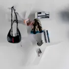 Raft de perete din plexiglas cu cârlige pentru paltoane Made in Italy - Neon Viadurini