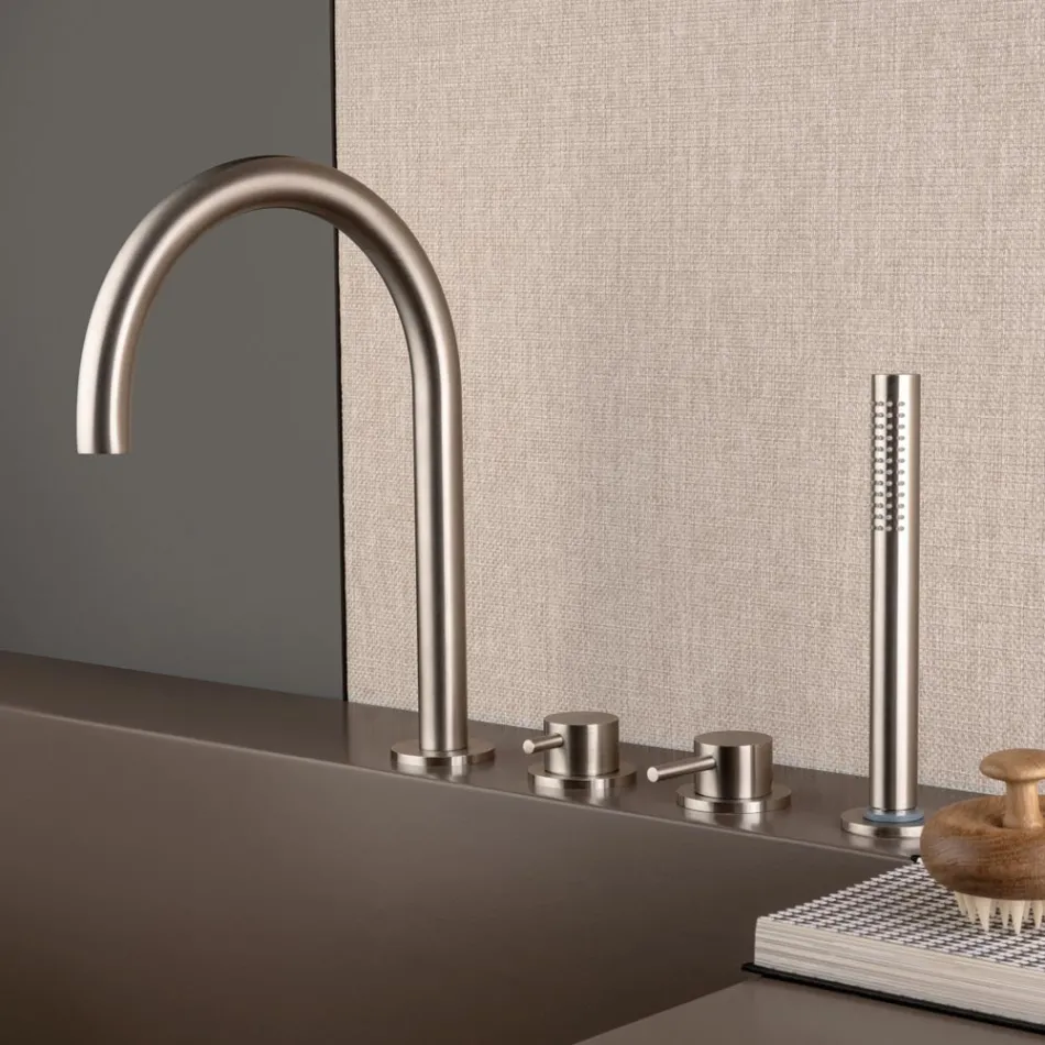 Baterie de baie cu 4 orifici montată pe punte cu gura de scurgere din oțel AISI 316L - Artigli Viadurini