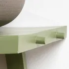 Dulap de baie de sine stătător cu finisaj din lemn de tec și poliță mare verde - Raomi Viadurini