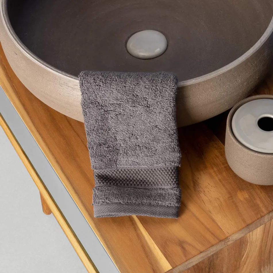 Dulap de baie de sine stătător din tec natural cu suport de culoare gri - Gatien Viadurini