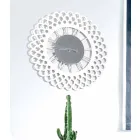Ceas de perete din lemn alb, design floral și modern - Gerbera Viadurini