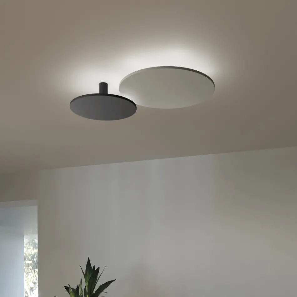 Lampă de tavan din metal în diverse finisaje și dimensiuni - Lumi Viadurini