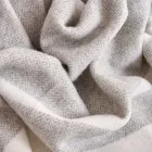 Plaid din amestec de lână ultra-moale și pufos, fabricat în Italia - Caldoso Viadurini