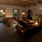 Fotoliu Sufragerie din Piele Vintage cu Efect Imbatranit cu Roti si Cotiere - Stampila Viadurini