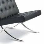 Fotoliu Morella din piele ecologică cu nasturi și structură cromată Viadurini