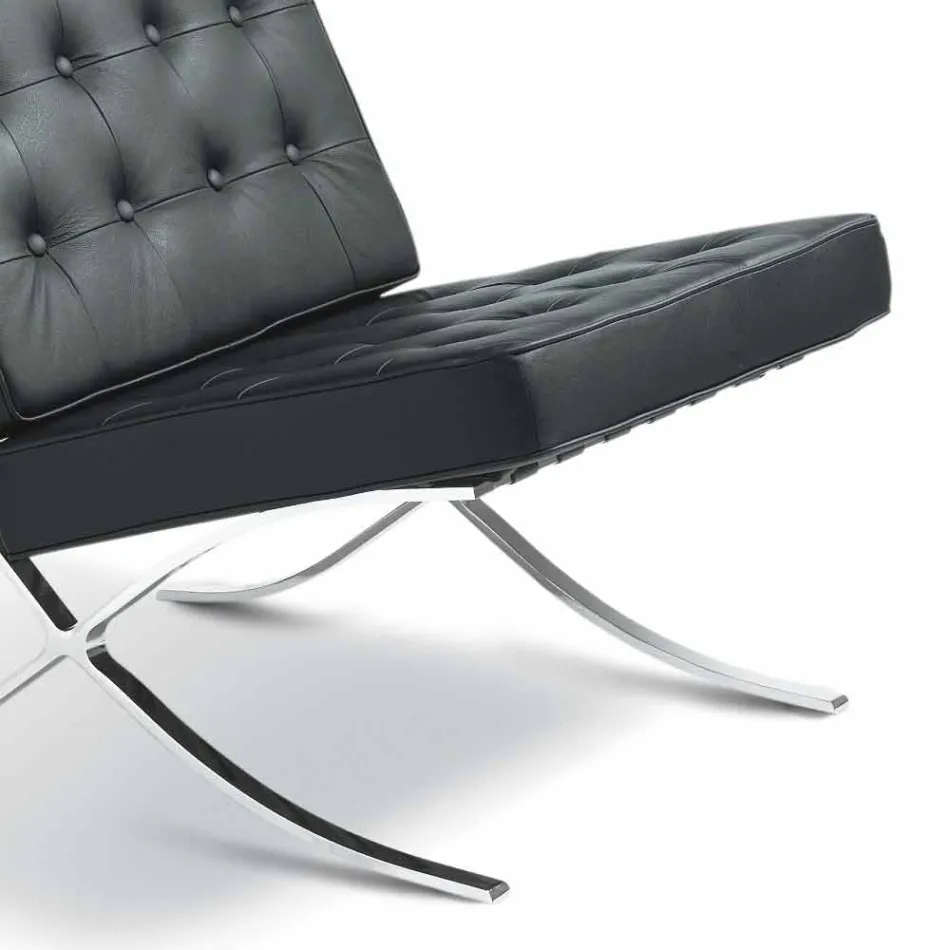 Fotoliu Morella din piele ecologică cu nasturi și structură cromată Viadurini