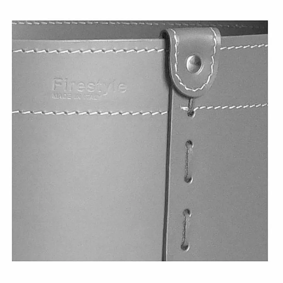 Suport cilindric pentru jurnal din piele regenerată cu roți Tonda Firestyle Viadurini