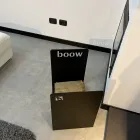 Suport modern din lemn cu design minimal din oțel negru cu gravură - Altano Viadurini