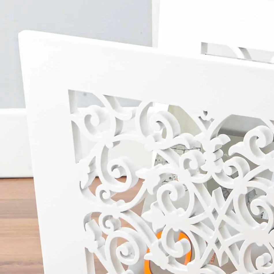 Revistă etaj etajerie din lemn modern colorat cu decorațiuni - Dubai Viadurini