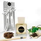 Parfum de cameră Oud Wood 500 ml cu bețe - Ventodisardegna Viadurini