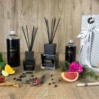 Parfum pentru casa Ghimbir Ardei Negru 200 ml cu Bastoane - Viaduriniin negru Viadurini