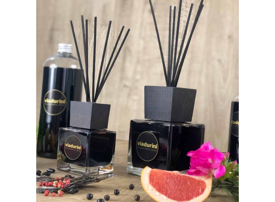 Parfum pentru casa Ghimbir Ardei Negru 200 ml cu Bastoane - Viaduriniin negru Viadurini