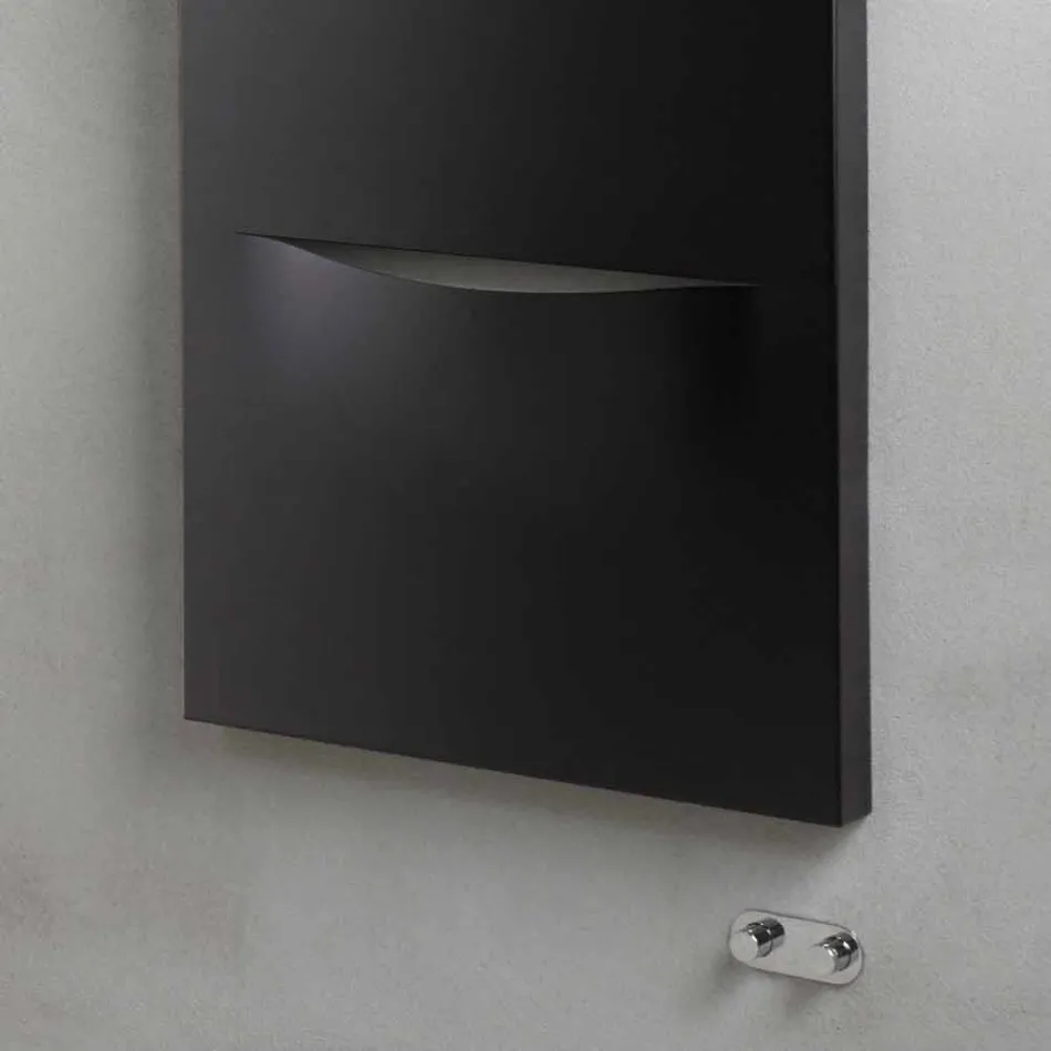 Radiator hidraulic vertical cu design modern din oțel până la 850 W - tăiat Viadurini