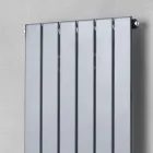 Electric Design Radiator Vertical Design de perete 1000 W - Picchio Viadurini