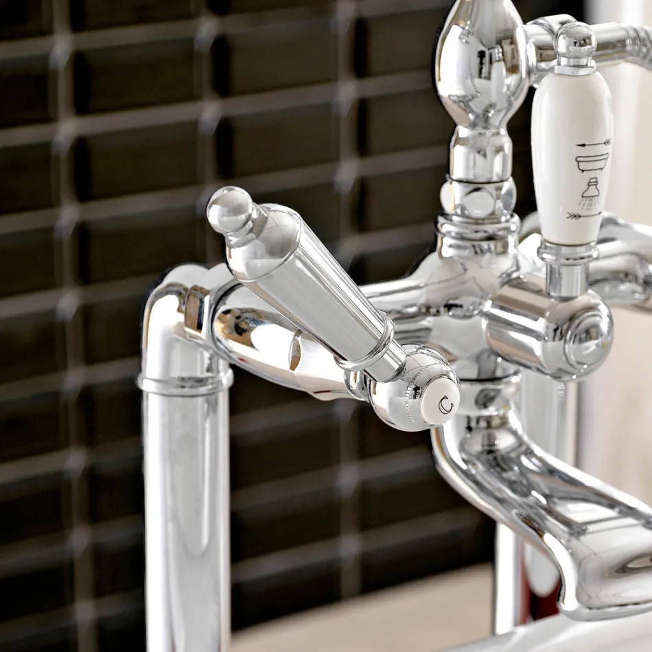 Robinet de cadă de podea cu duș manual din alamă fabricat în Italia - Noriana Viadurini