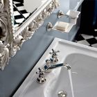 Robinet pentru chiuveta baie cu 3 orificii din alama cu scurgere in stil clasic - Ercolina Viadurini