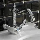 Robinet clasic pentru bideu cu un singur orificiu cu pârghii din alamă lucrate manual - Noriana Viadurini