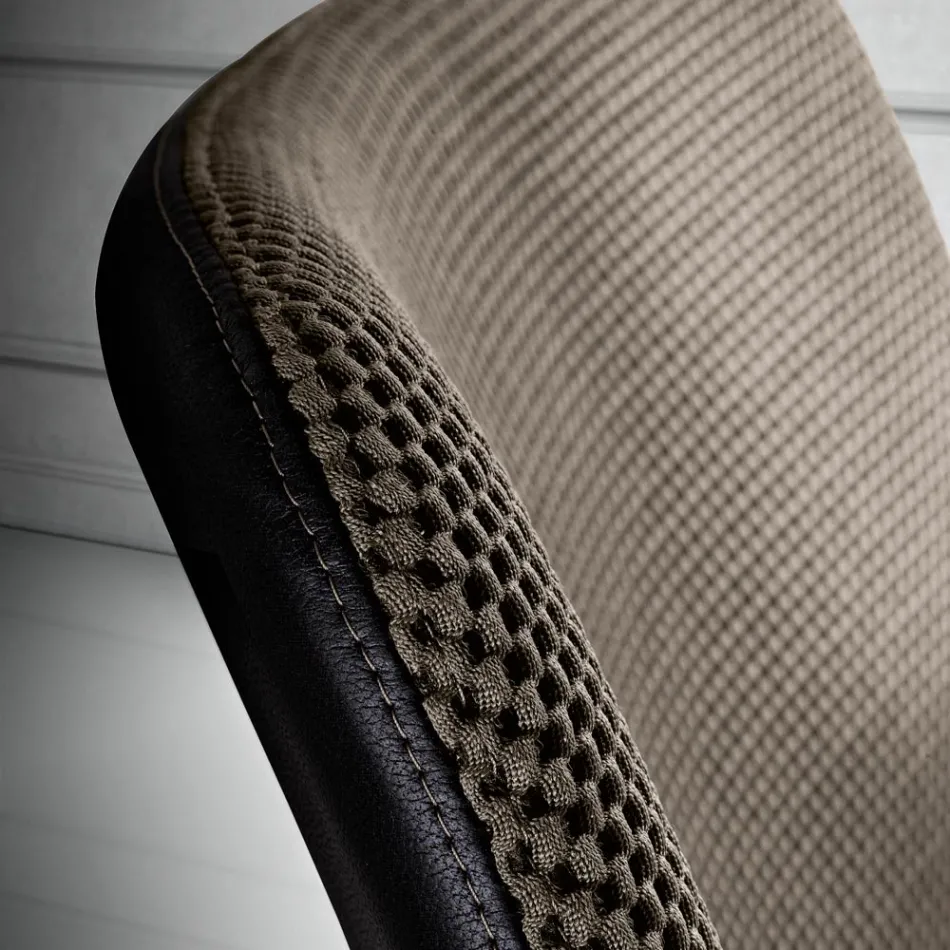 Scaun cu suport pentru picioare din material Vulcano si picioare metalice Made in Italy - Amane Viadurini