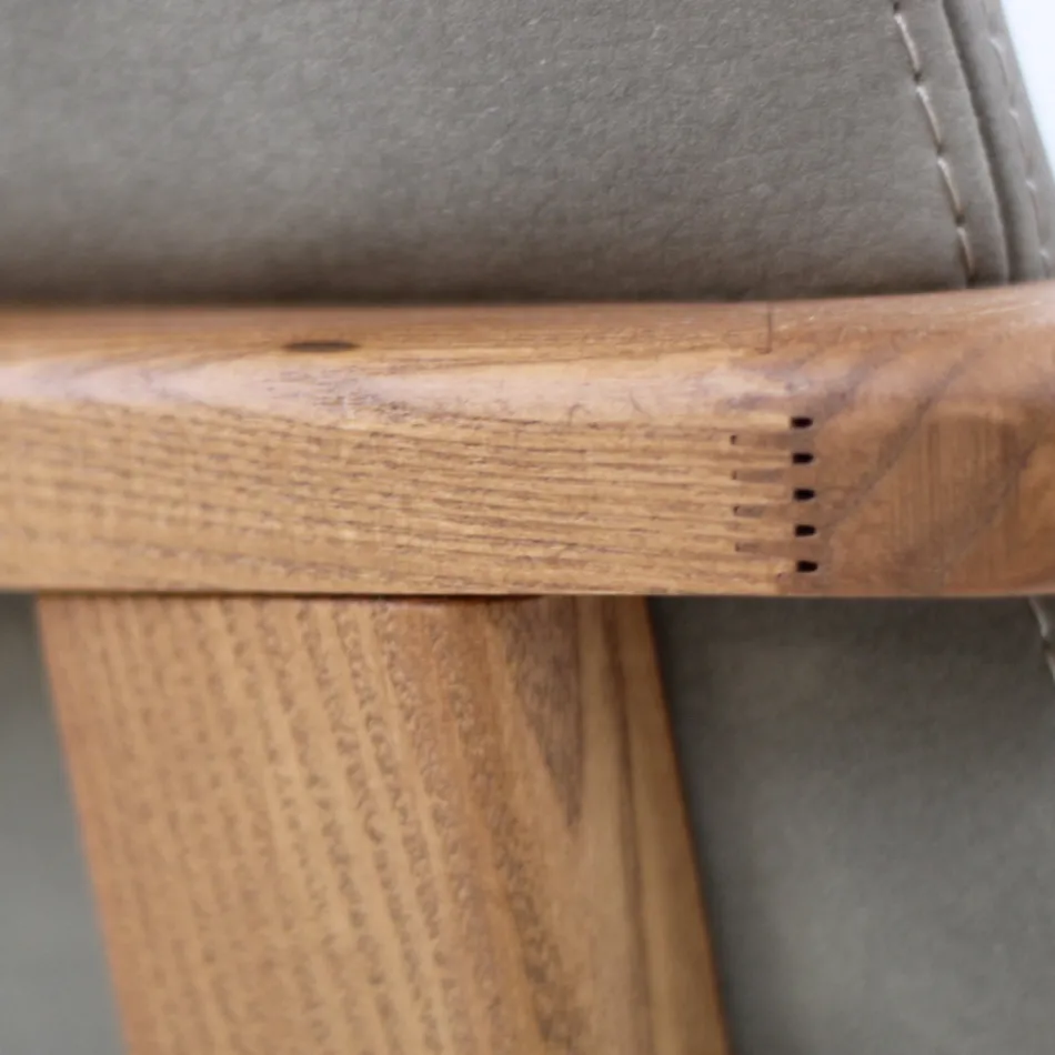 Scaun de sufragerie cu cotiere din lemn de frasin Made in Italy - Betsy Viadurini