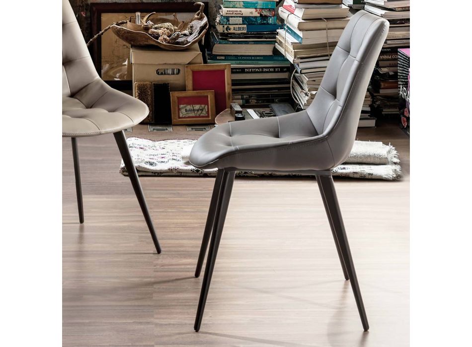 Scaun tapițat pentru sufragerie din piele artificială cu picioare negre, 2 bucăți - Edda Viadurini