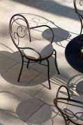 Scaun de exterior stivuibil din metal fabricat în Italia, 2 piese - autoritate