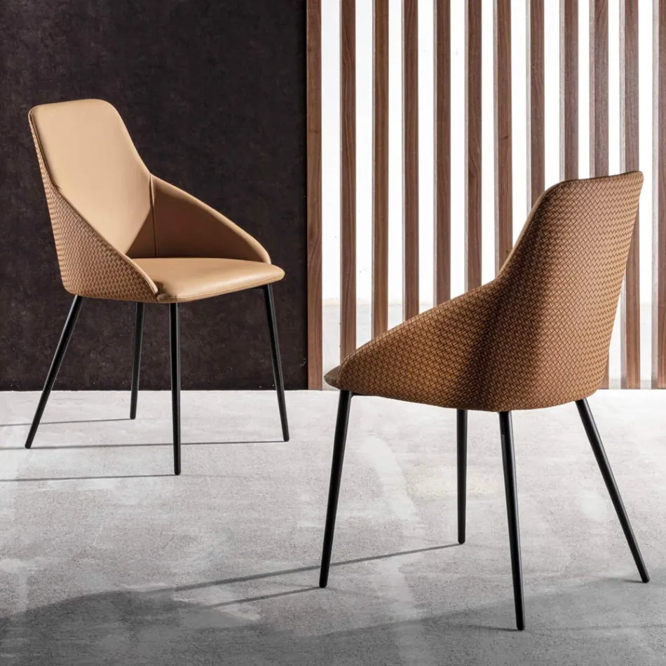 Scaun din piele artificială cu spate decorat și bază din metal negru, 2 bucăți - Nima Viadurini