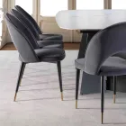 Scaun din catifea cu picioare din metal negru și alamă satinată, 4 bucăți - Sibea Viadurini