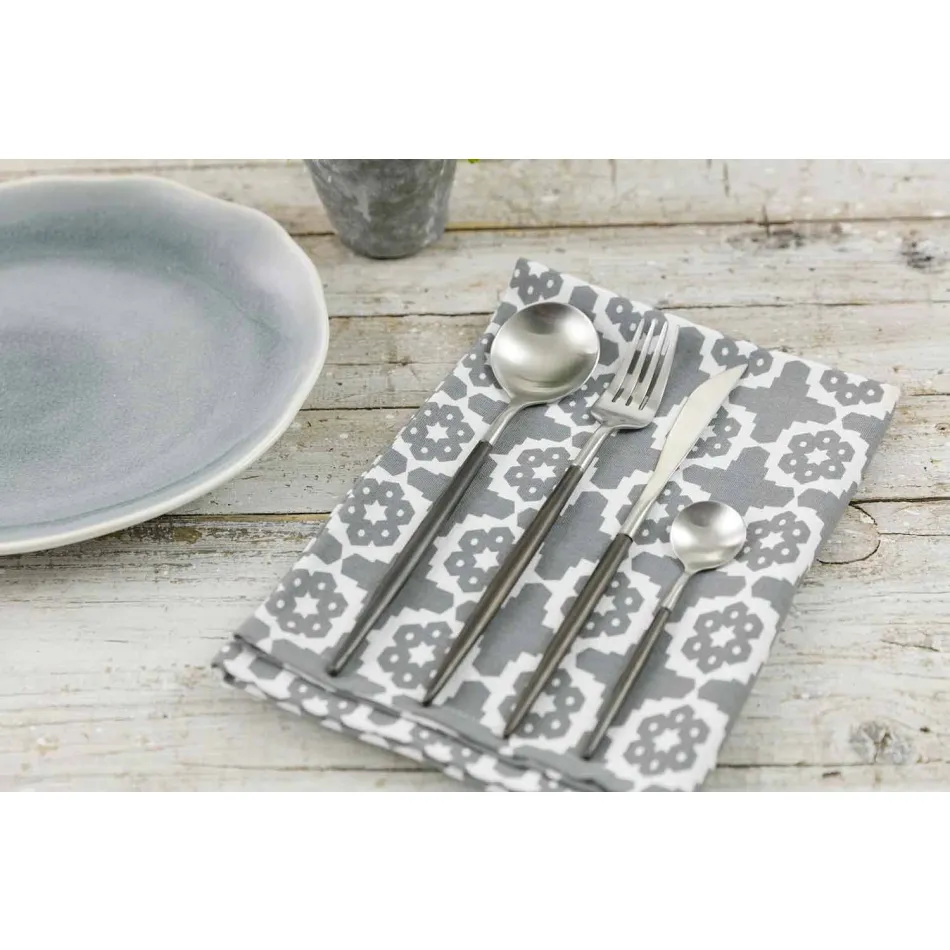 Tacâmuri de servicii complete din design modern din oțel negru 24 bucăți - Calamo Viadurini