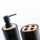 Setul de accesorii pentru baie din ceramica Carsoli si lemn Viadurini