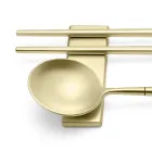 Set compus din lingura de fructe, betisoare si suport pentru tacamuri - Osaka Viadurini