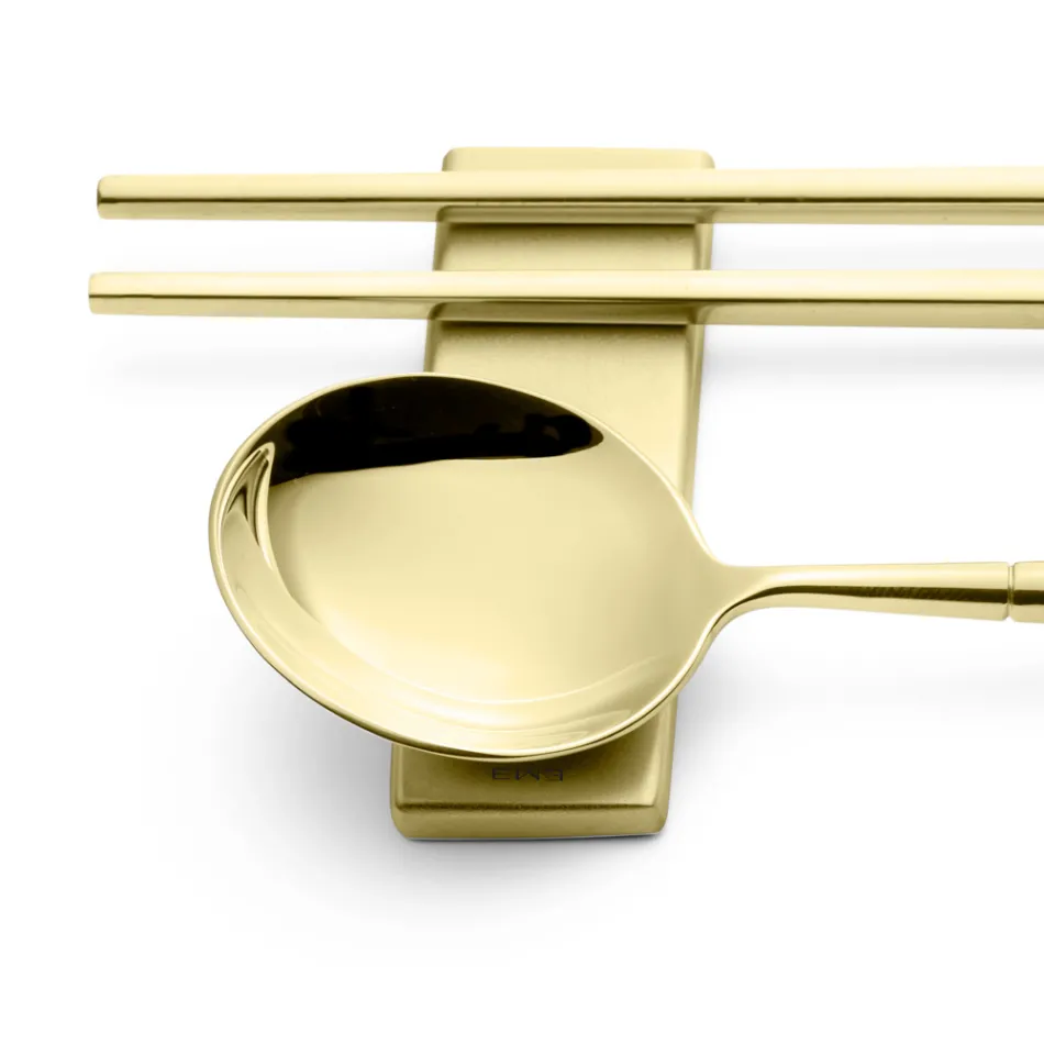 Set compus din lingura de fructe, betisoare si suport pentru tacamuri - Osaka Viadurini