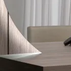 Oglindă cu iluminare din spate LED numai pe partea circulară Fabricată în Italia - Marca Viadurini