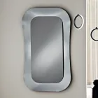 Oglindă de perete cu ramă din sticlă fuzionată, fabricată în Italia - Adored Viadurini