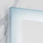 Oglindă modernă cu margini din sticlă mată, iluminat cu LED-uri, Ady Viadurini