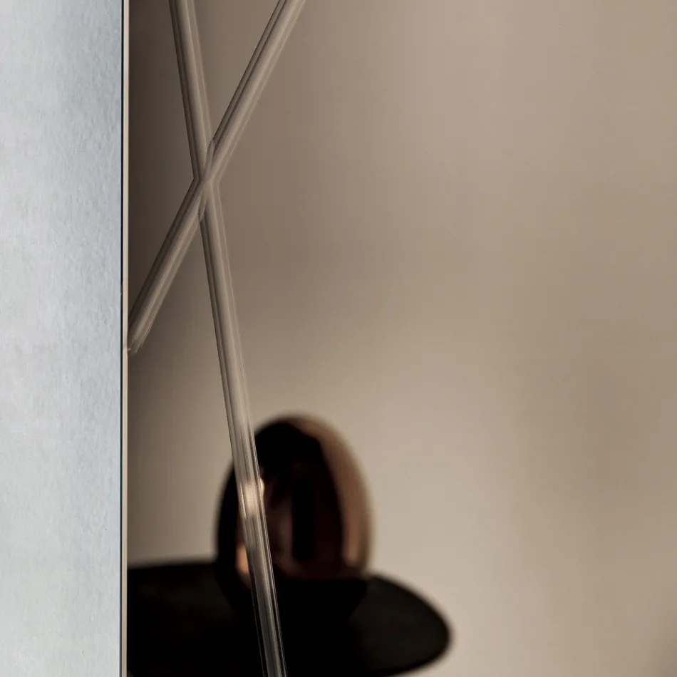 Oglindă dreptunghiulară cu gravuri laser fabricată în Italia - Alberta Viadurini