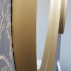 Oglindă rotundă de perete cu cadru metalic diverse culori și lumină cu led - Renga Viadurini