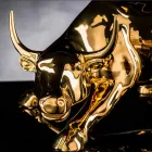 Figurină ceramică realizată manual în formă de taur Fabricată în Italia - Bulino Viadurini