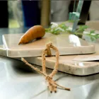 Masă de tăiat în marmură albă Carrarra de design Made in Italy - Masha Viadurini