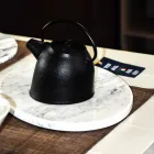 Placă de tăiere ovală modernă din marmură albă de Carrara Made in Italy - Masha Viadurini