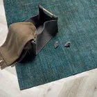 Covor de sufragerie produs pe războaie manuală din viscoză, lână și bumbac - Cristel Viadurini