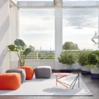 Masuta de cafea din metal colorat de inalta calitate, fabricata in Italia - Olesya Viadurini