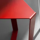 Măsuță de cafea din metal colorată, fabricată în Italia - Yasmine Viadurini