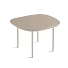 Masă de cafea din MDF modelat, disponibilă în două dimensiuni și mai multe culori - Navis Viadurini