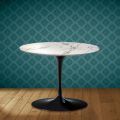 Masă de cafea Eero Saarinen Tulip H 41 în ceramică Aura 22 fabricată în Italia - Stacojiu